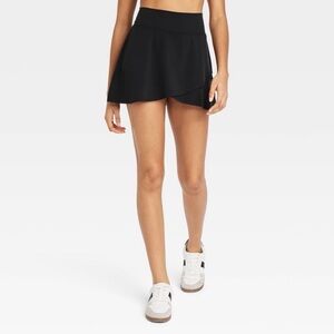 Joylab Women's Knit Flowy High-Rise Active Skort Black Size M